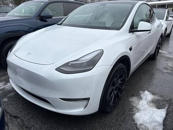 TESLA MODEL Y 2024 7SAYGDEE0RA225138 image TESLA MODEL Y 2024 7SAYGDEE0RA225138 image